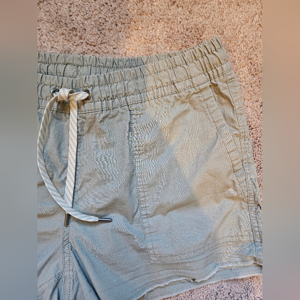 VUORI Vintage Ripstop Short Womens S Green VW385 Tag Intact Casual Utility Comfy